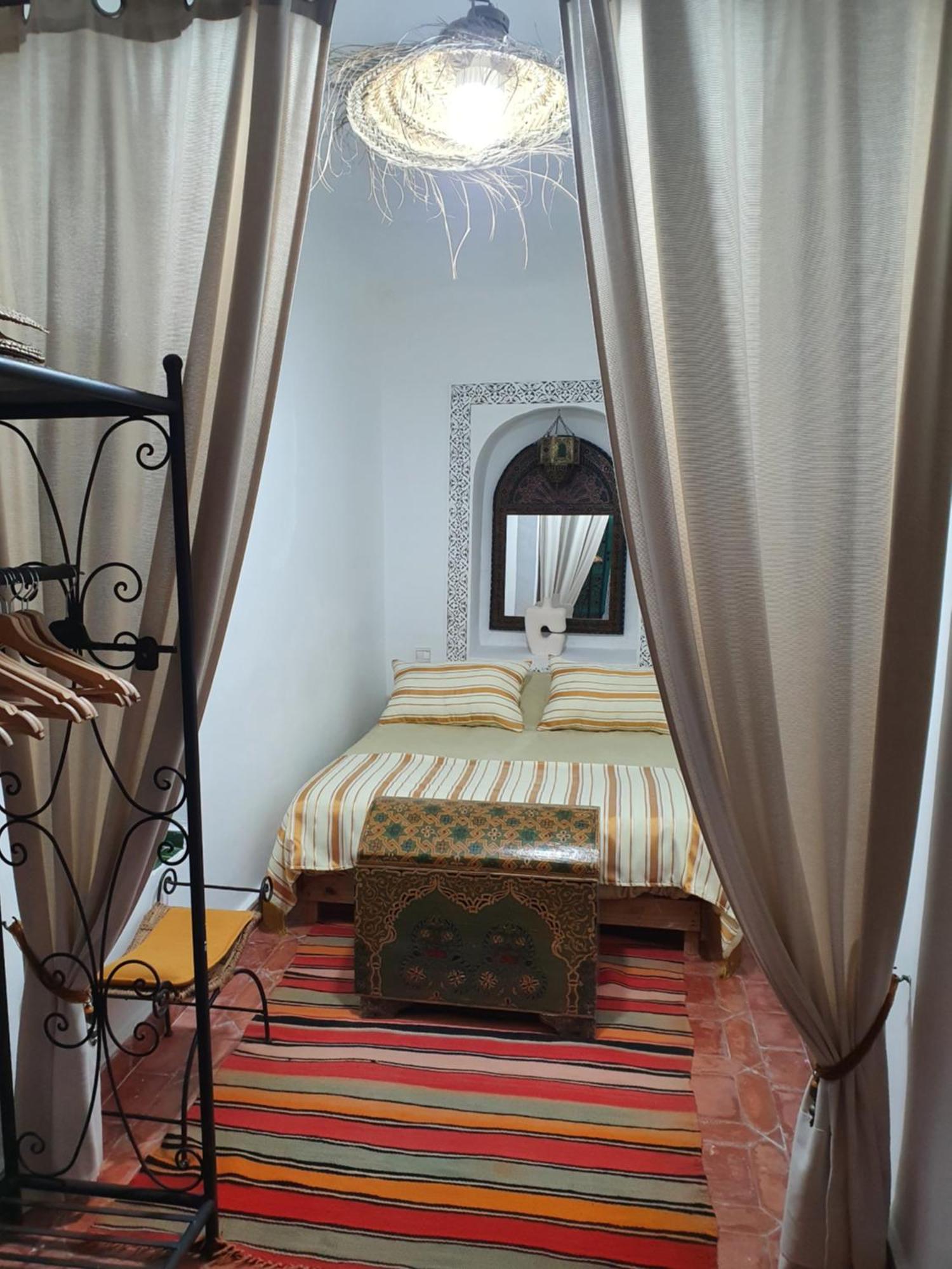 Dar Sarah-Mouassine-Marrakech, Riad Authentique Idealement Situe Марракеш Экстерьер фото