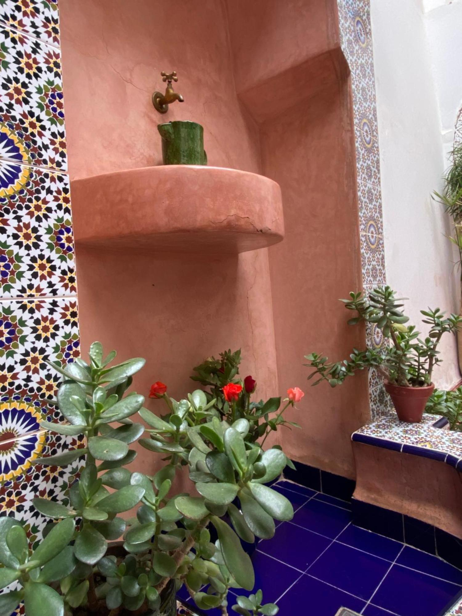 Dar Sarah-Mouassine-Marrakech, Riad Authentique Idealement Situe Марракеш Экстерьер фото